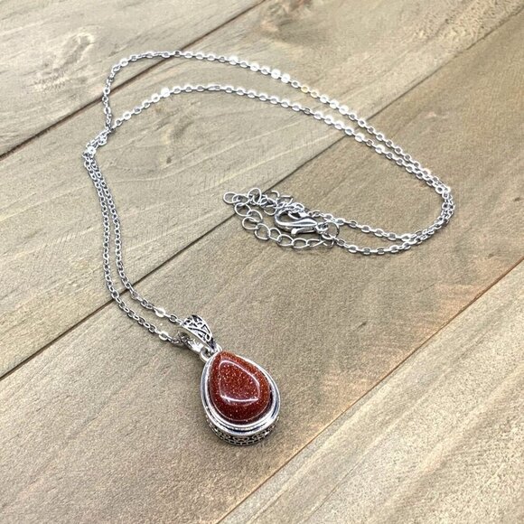 Goldstone Teardrop Pendant Necklace Silver Tone Adjustable Length - Picture 5 of 5